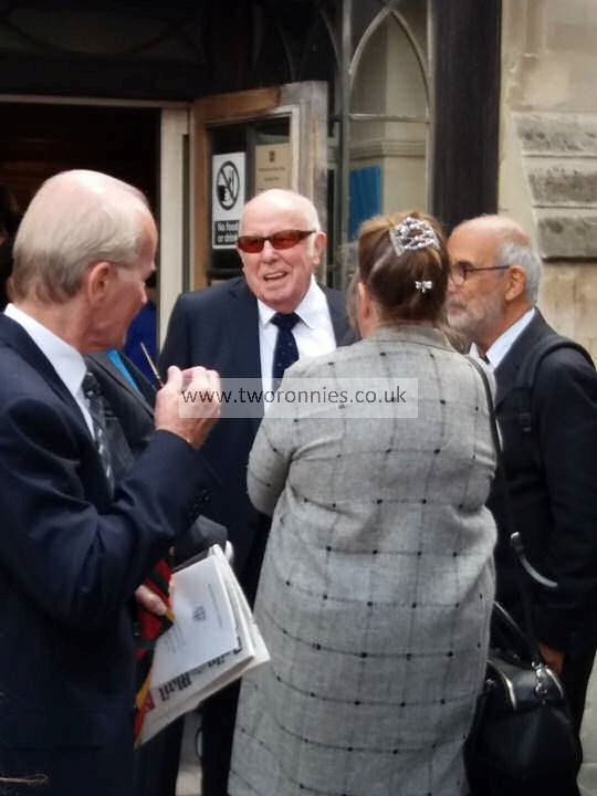 19113001_10208729389701327_445087434_n